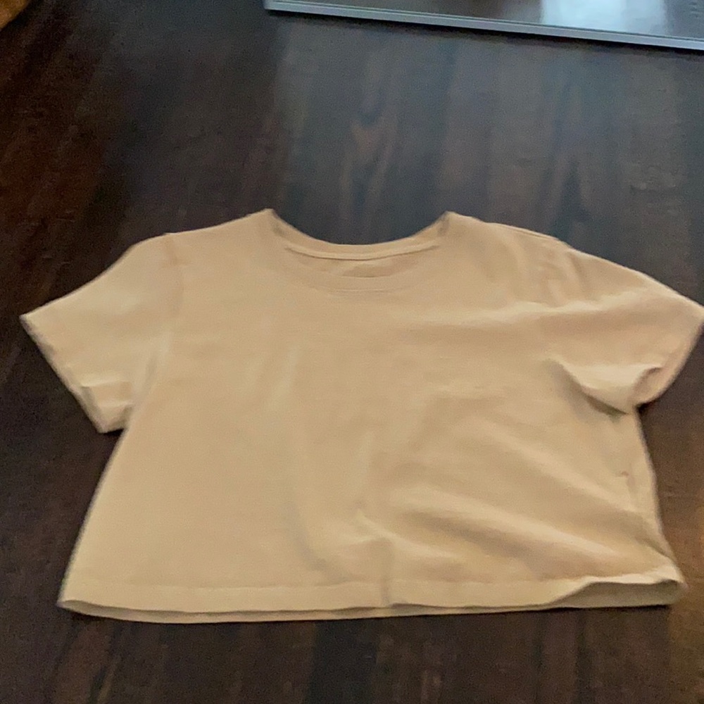 cropped urban t shirt